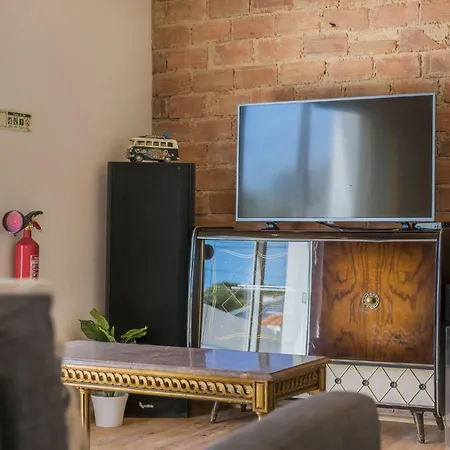 Chalet Artsy Chalets By Be@home *