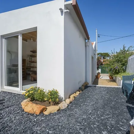 Artsy Chalets By Be@home *