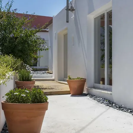 Artsy Chalets By Be@home