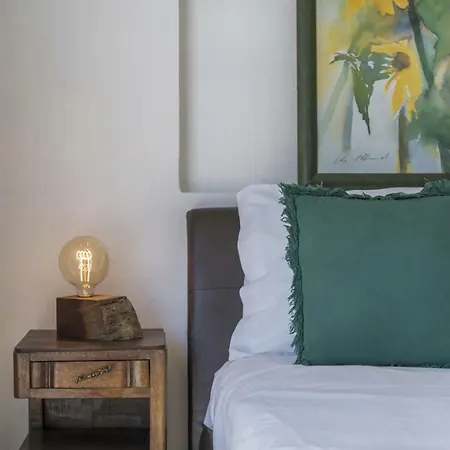 Artsy Chalets By Be@home