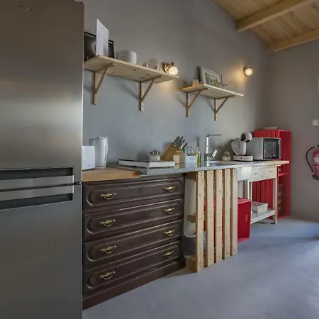 Artsy Chalets By Be@home *