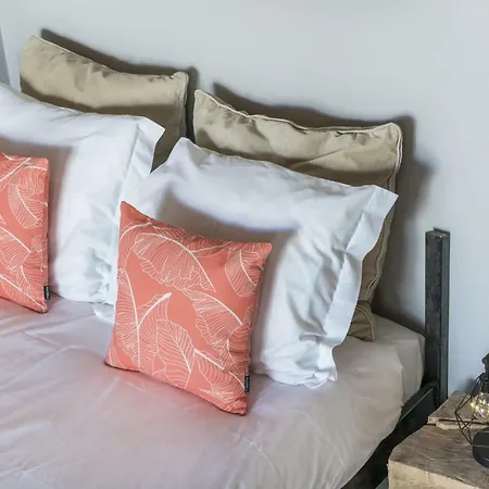 Chalet Artsy Chalets By Be@home