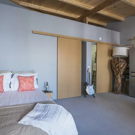 Artsy Chalets By Be@home Chalet